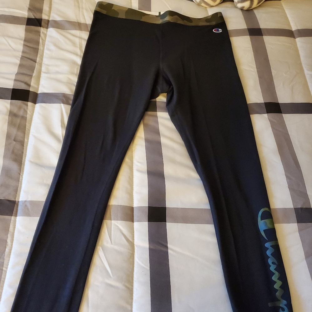 Women Champion Camoflauge Legging